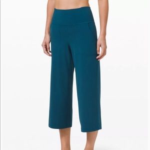 Lululemon Align Wide Leg Super-High-Rise Crop 23" In Blue Borealis (color).